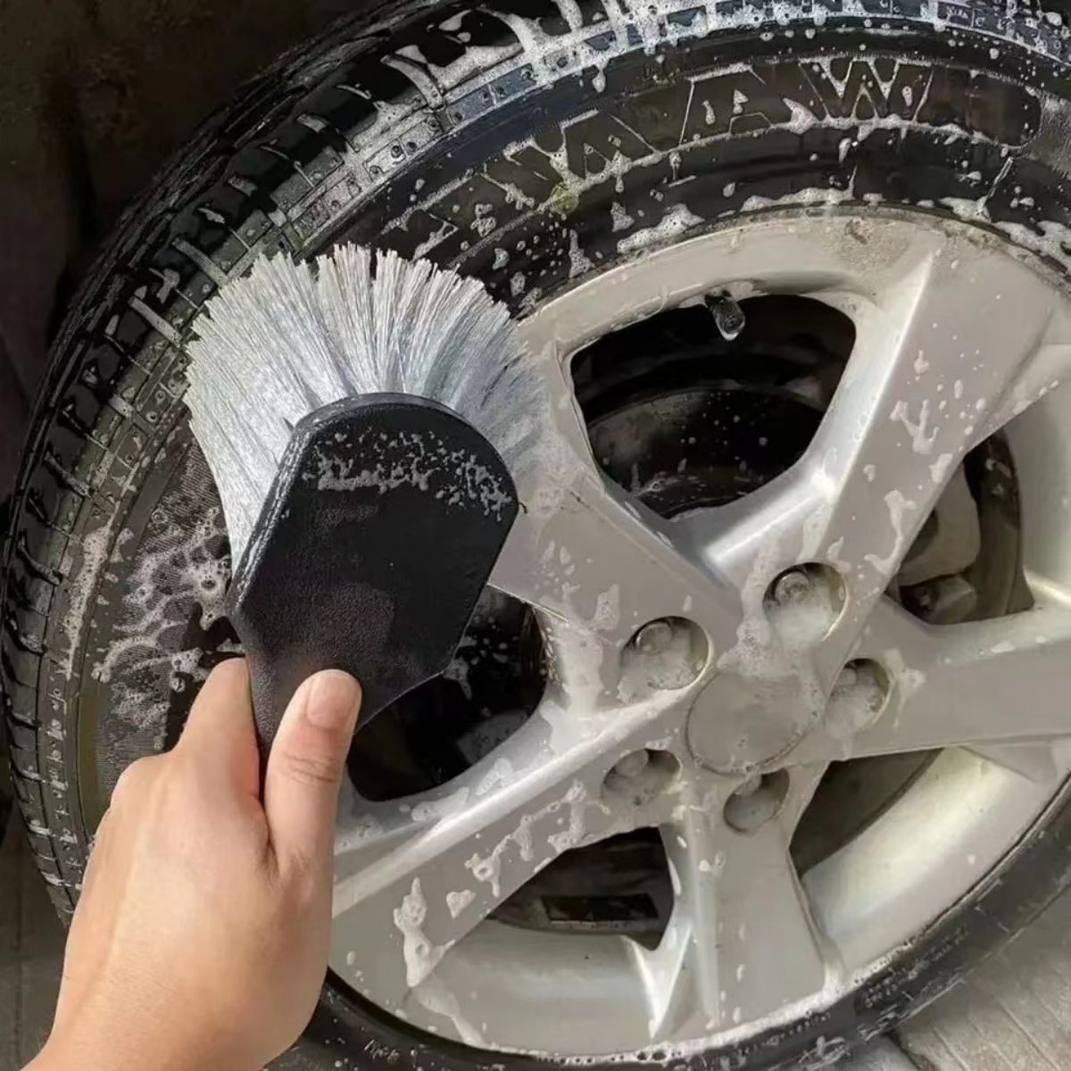 Car Wheel Cleaning Brush Detai - Car Detailing Brush ulasan dan harga