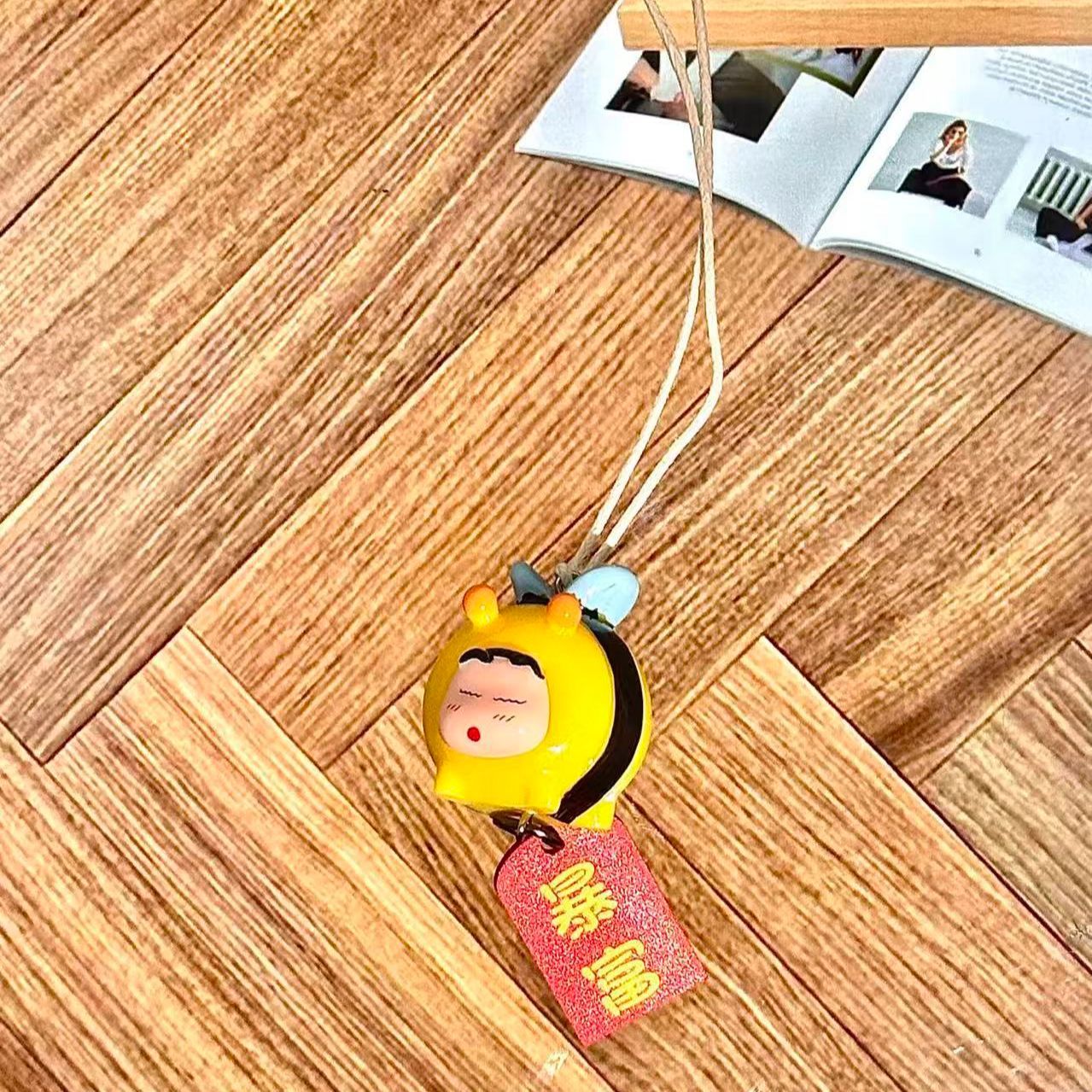 Crayon Shin-chan Bee Cosplay F - Car Accessories Unique ulasan dan harga