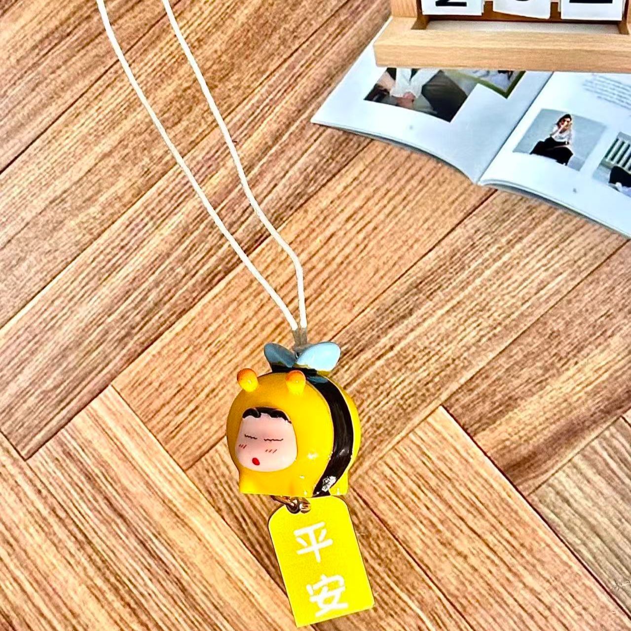 Crayon Shin-chan Bee Cosplay F - Car Accessories Unique ulasan dan harga